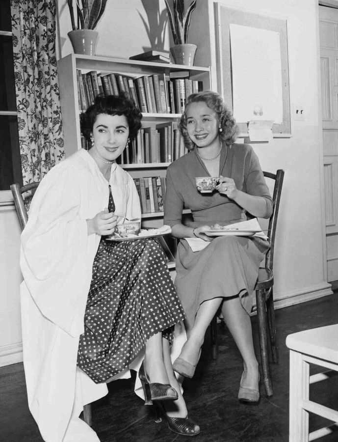 Jane Powell and Elizabeth Taylor, Father of the Bride Behind the Scenes 