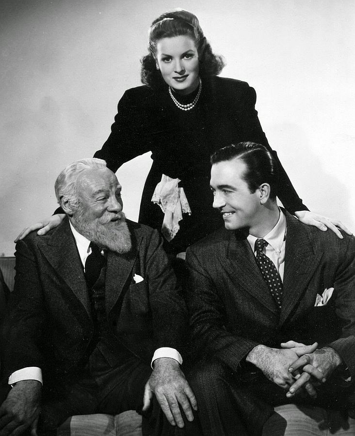 Edmund Gwenn, Maureen O'Hara, and John Payne in a promotional picture for Miracle on 34th Street