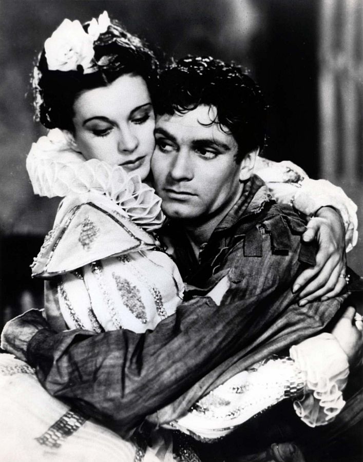 Vivien Leigh and Laurence Olivier, Fire Over England