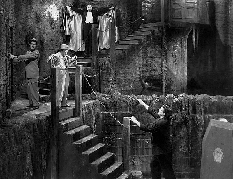 Bud Abbott, Lou Costello, Bela Lugosi, and Glenn Strange in Abbott and Costello Meet Frankenstein