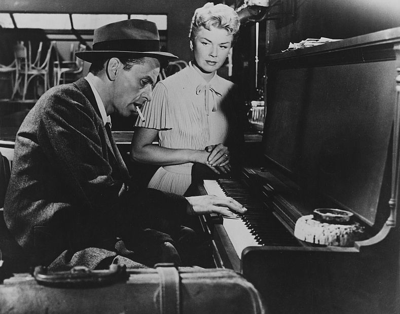 Frank Sinatra and Doris Day in Young at Heart
