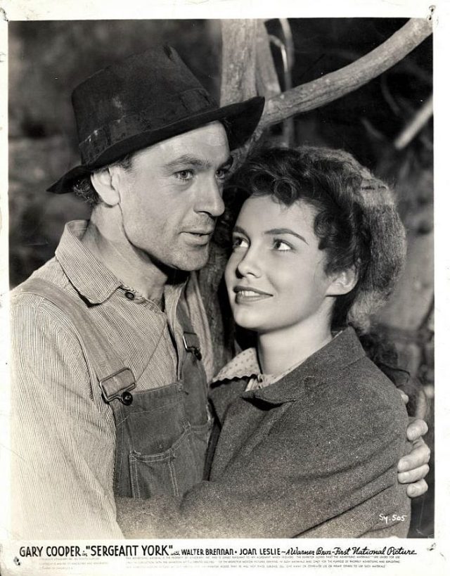 Gary Cooper and Joan Leslie, Sergeant York (1941) | Hollywood Yesterday